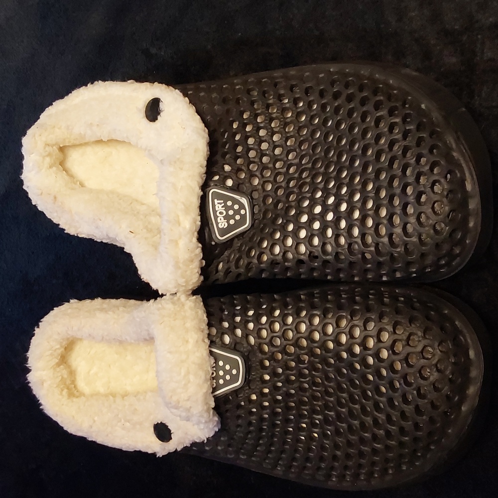Like new sandals
